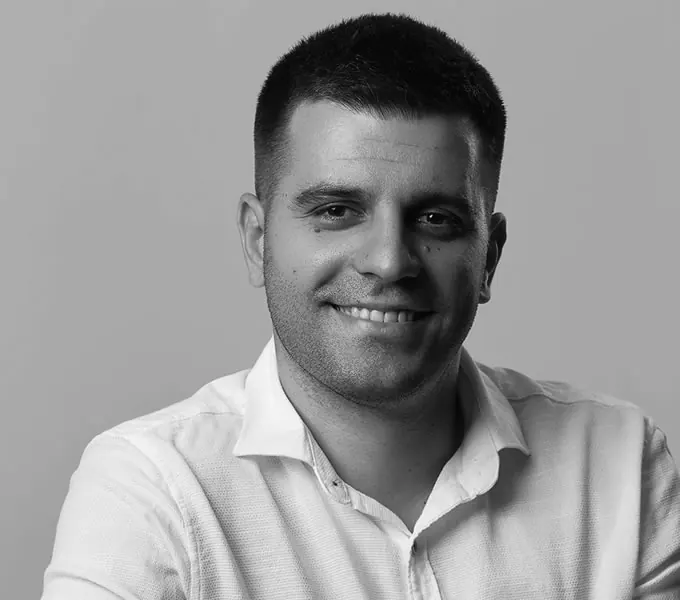 Dejan Folić